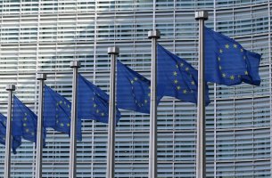 Η ΕΕ αυξάνει στα €7,3 δισ. τους πόρους για πράσινη-ψηφιακή μετάβαση