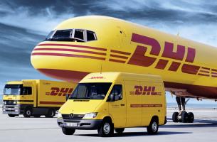 Η DHL βάζει φρένο στις εκπομπές άνθρακα
