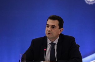 Σκρέκας: 16 δισ. ευρώ έως το 2027 σε κρίσιμες «πράσινες» παρεμβάσεις