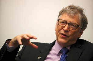 Bill Gates: «Δέκα νέες Tesla» από τη στροφή στην πράσινη ενέργεια