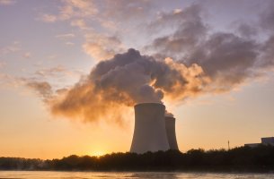 Βρετανία: Η κυβέρνηση θα εξαγγείλει την κατασκευή νέου πυρηνικού ηλεκτροπαραγωγικού σταθμού