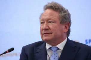 O δισεκατομμυριούχος Andrew Forrest θέλει να φτιάξει το πρώτο πλοίο που κινείται με αμμωνία   