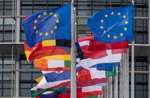 Η ΕΕ επενδύει πάνω από 1 δισ. ευρώ σε καινοτόμα έργα για την απαλλαγή από τις ανθρακούχες εκπομπές