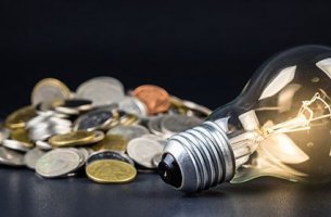 165 εκατ. ευρώ «πέφτουν» άμεσα στους προμηθευτές για την επιδότηση ρεύματος