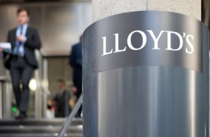 Η Client Earth προειδοποιεί την Lloyd's ότι βρίσκεται σε «τροχιά» «πράσινου» ξεπλύματος