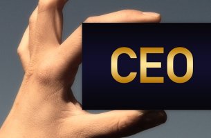 Οι CEOs αντιμέτωποι με νέες... συμπληγάδες