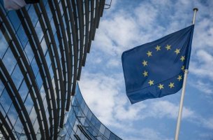 Ευρωπαϊκή Ένωση: Αναζητά ενεργά νομικό ορισμό του greenwashing 