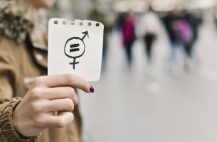 Ποιες είναι οι 18 ελληνικές επιχειρήσεις που προωθούν έμπρακτα την εργασιακή ισότητα των φύλων