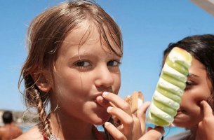 Η Unilever ανεβάζει τον πήχη με νέες αρχές για την εμπορία τροφίμων σε παιδιά