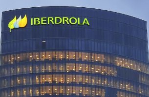 Η Iberdrola σύναψε «πράσινο» δάνειο ύψους 1 δισ. ευρώ για τη χρηματοδότηση της ανάπτυξης των ΑΠΕ