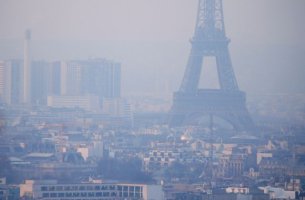 Μειώνονται οι λωρίδες κυκλοφορίας για να γίνει το Παρίσι πιο «πράσινο»
