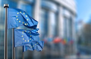 Ευρωπαϊκή Ένωση: Σημαντικό βήμα για την αντιμετώπιση του «πράσινου ξεπλύματος»