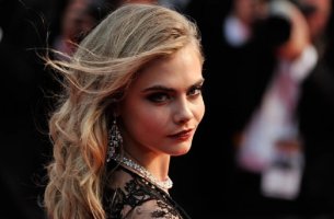 Η γυμνή φωτογράφιση της Cara Delevingne για τα δικαιώματα των LBGTQ+