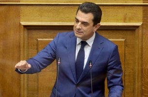 Σκρέκας: Aλλάζουμε το ενεργειακό μείγμα υπέρ πολιτών και περιβάλλοντος με τα υπεράκτια αιολικά πάρκα