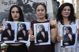 Ιράν: Σε διωγμό οι γυναίκες και τα ανθρώπινα δικαιώματα - Τι συμβαίνει