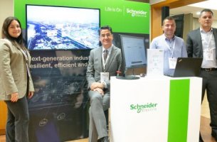 H Schneider Electric παρουσίασε τις λύσεις της για τις Βιομηχανίες του Μέλλοντος στο συνέδριο του Lean Manufacturing