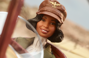 Barbie: Θέτει νέο πρότυπο, τη Γυναίκα που Εμπνέει