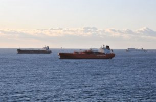 Ευρωκοινοβούλιο: «Ο ρυπαίνων πληρώνει» και στη ναυτιλία