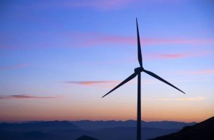 ΕΣΕΚ: Επενδύσεις 264 δισ. ως το 2030 για μια φιλόδοξη ενεργειακή μετάβαση