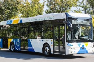 Ξεκινά η μαζική παραγωγή των νέων ηλεκτρικών λεωφορείων για Αθήνα και Θεσσαλονίκη