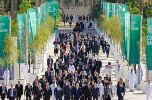 COP28: Ποιες χώρες έχουν τους περισσότερους αντιπροσώπους;