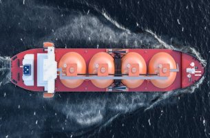 Ο παγκόσμιος στόλος πλοίων «γερνάει» – Άρνηση για πιο πράσινα καύσιμα