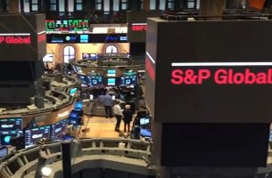 Η S&P προβλέπει έκδοση βιώσιμων ομολόγων ύψους 1 τρισεκατομμυρίου δολαρίων το 2024