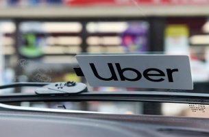 Uber: Δίνει 5 εκατ. ευρώ στους οδηγούς που χάνουν το οικολογικό μπόνους στη Γαλλία