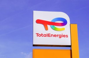 Bέλγος αγρότης πάει την TotalEnergies στα δικαστήρια λόγω κλιματικής αλλαγής 