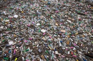 G7: Συμφωνία για μείωση της παραγωγής πλαστικού