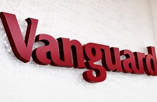 Η Vanguard αμβλύνει τις κατευθυντήριες γραμμές για την ποικιλομορφία 