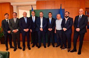Μεγάλη συμφωνία της ΔΕΠΑ με Ισραηλινούς για μονάδα φυσικού αερίου στη Θεσσαλία