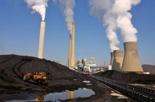 Περισσότερες από 100 εταιρείες ζητούν από την ΕΕ να μειώσει κατά 90% τις εκπομπές άνθρακα ως το 2040