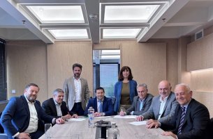 ΕΥΑΘ: Υπέγραψε συμφωνία για 200.000 έξυπνα υδρόμετρα
