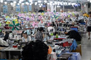 Γαλλία: Κοντά στο να γίνει νόμος του κράτους του νομοσχέδιου κατά της fast fashion