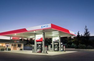 Μειωμένες τιμές καυσίμων σε 12 νησιά έως τέλος Αυγούστου από την HELLENiQ ENERGY