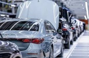 Η Mercedes καταδικάζει την απαγόρευση των κινητήρων εσωτερικής καύσης στην ΕΕ
