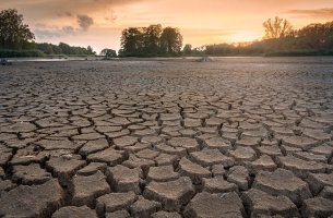 WMO: Ο κύκλος του νερού εκτός ελέγχου – πλημμύρες, ξηρασίες και απώλεια παγετώνων απειλούν δισεκατομμύρια ανθρώπους