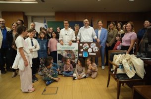 Χιλιάδες μαθητές στέλνουν ένα ηχηρό μήνυμα για το περιβάλλον ενόψει της COP30