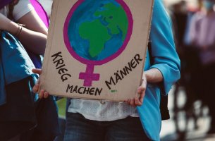 WEF: Γιατί οι γυναίκες πρέπει να είναι στο επίκεντρο της δράσης για το κλίμα