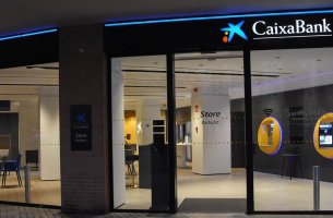 CaixaBank: Πρώτη ευρωπαϊκή τράπεζα που υπογράφει το νέο πρότυπο SBTi για το Net Zero