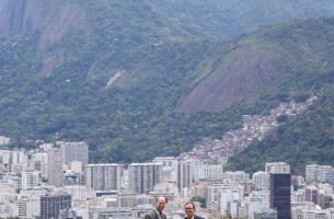 Ο Πρίγκιπας Ουίλιαμ στο Ρίο για τα βραβεία Earthshot: φόρος τιμής στην καινοτομία για το περιβάλλον