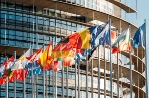 SFDR: Ποιες είναι οι πρώτες αντιδράσεις των Ευρωπαίων Διαχειριστών Κεφαλαίων; 