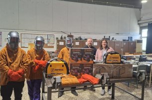 Δωρεά εξοπλισμού από την Anoxal στο 1ο Εργαστηριακό Κέντρο Χαλκίδας