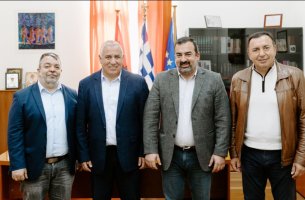 Η Coca-Cola Τρία Έψιλον στην πρώτη γραμμή για την προστασία του νερού στο Αίγιο