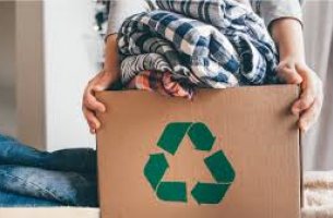 Τα ρούχα από ανακυκλωμένο πολυεστέρα ρυπαίνουν περισσότερο σε σχέση με αυτά από παρθένο πολυεστέρα