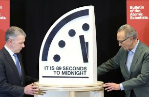 Doomsday Clock: Ο κόσμος πιο κοντά στην «καταστροφή» από ποτέ