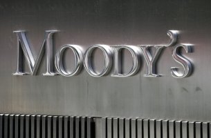Moody’s: Ενεργειακή ασφάλεια και AI διαμορφώνουν το ρίσκο το 2026