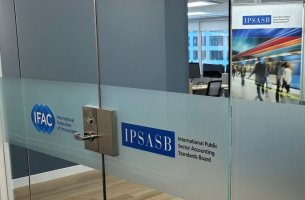 IPSASB: Υποχρεωτικοί παγκόσμιοι κανόνες γνωστοποίησης κλιματικού κινδύνου για τις κυβερνήσεις