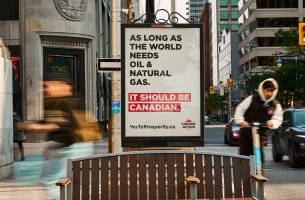 Οι πόλεις που απαγορεύουν διαφημίσεις ορυκτών καυσίμων για να μειώσουν τις εκπομπές